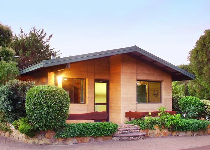 Beach hotel: Sandy Bay Holiday Park